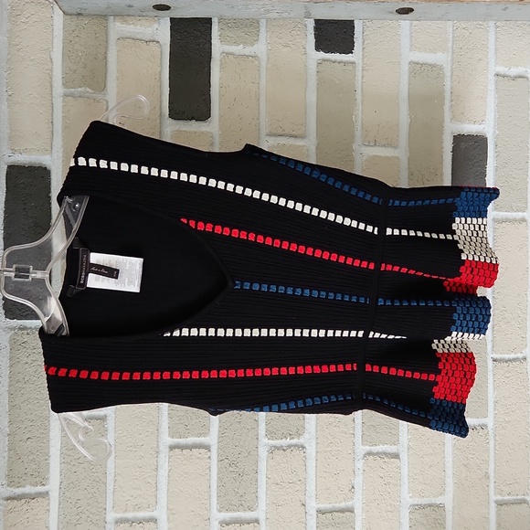 BCBGMAXAZRIA Laure Geometric Knit Jacquard Peplum Top - Picture 16 of 17